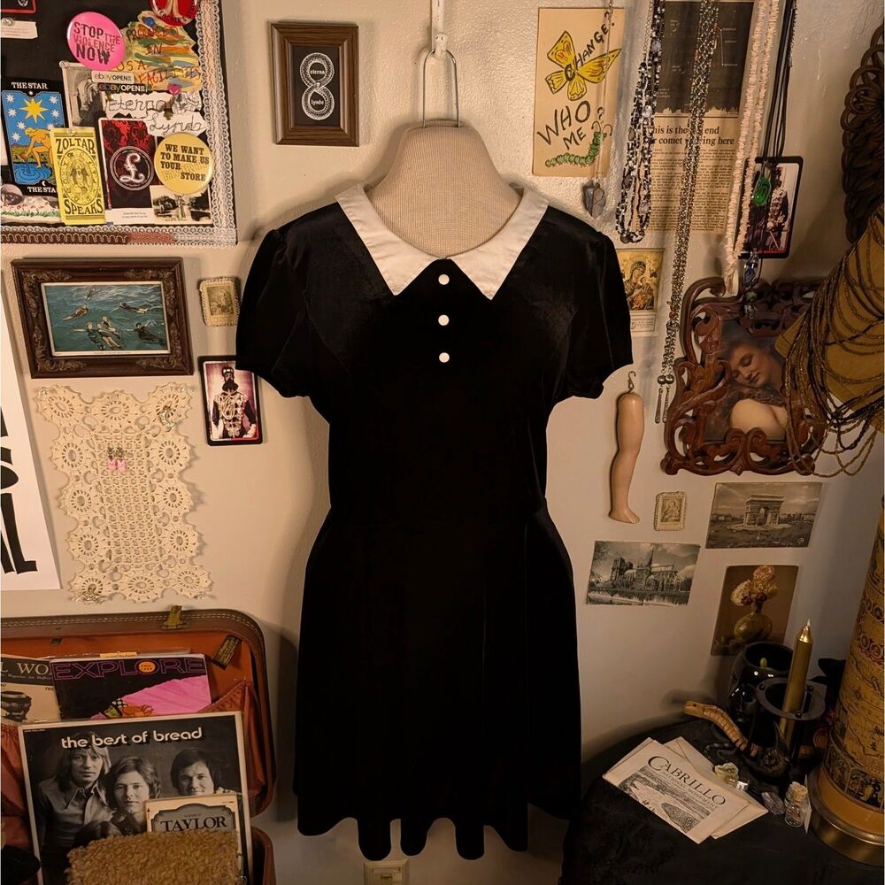 Velvet Peter Pan Collar Mini Dress Junior's/Women's Medium/Large Black